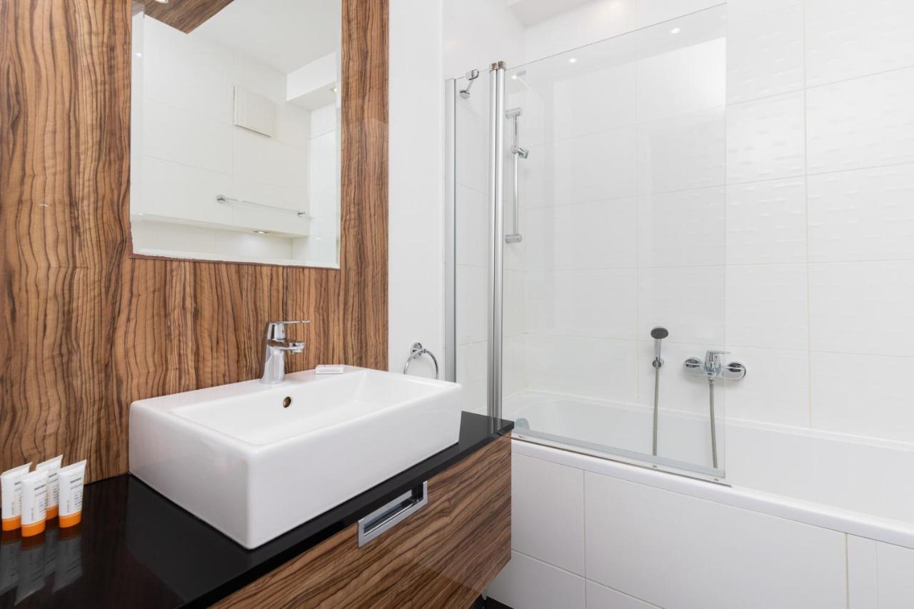 Atelier Residence Apartment By Noclegi Renters Varšava Exteriér fotografie